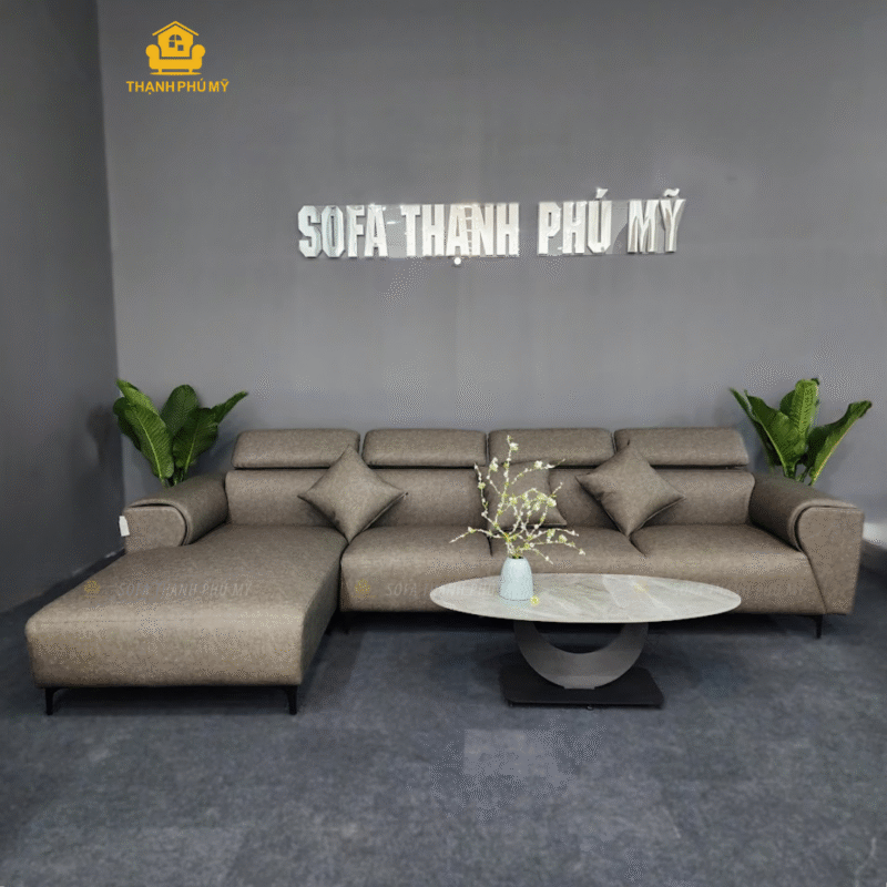 Sofa với màu xám nâu vân loang sở hữu vẻ đẹp độc đáo nhờ sự hòa quyện ngẫu hứng giữa sắc xám hiện đại và nâu ấm áp. Những vệt màu loang tự nhiên, không đồng đều tạo nên chiều sâu thị giác. Đây là gam màu mang đến sự cân bằng vừa tinh tế, vừa thanh lịch.Sofa với màu xám nâu vân loang sở hữu vẻ đẹp độc đáo nhờ sự hòa quyện ngẫu hứng giữa sắc xám hiện đại và nâu ấm áp. Những vệt màu loang tự nhiên, không đồng đều tạo nên chiều sâu thị giác. Đây là gam màu mang đến sự cân bằng vừa tinh tế, vừa thanh lịch.