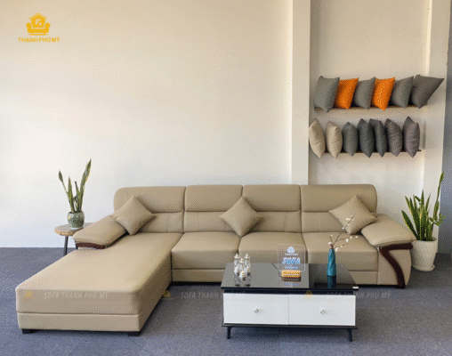 Sắc be thanh lịch mang đến cảm giác ấm thị giác và sự dễ chịu tuyệt vời, trở thành nền tảng hoàn hảo cho mọi không gian nội thất. Dễ dàng hòa quyện cùng đa dạng phong cách từ hiện đại đến tân cổ điển, gam màu này đảm bảo vẻ đẹp không bao giờ lỗi thời cho tổ ấm của bạn