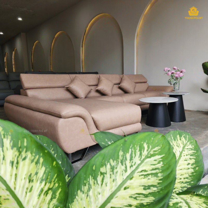 Da microfiber được sản xuất bằng công nghệ tiên tiến, mô phỏng cấu trúc da thật đến 80-90%, mang lại vẻ ngoài và cảm giác tương tự như da thật.