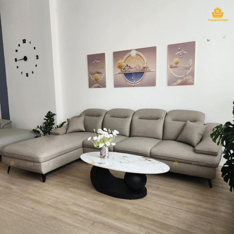  Sofa góc chữ L mang lại sự gọn gàng và khoa học cho bố trí tổng thể của phòng khách.