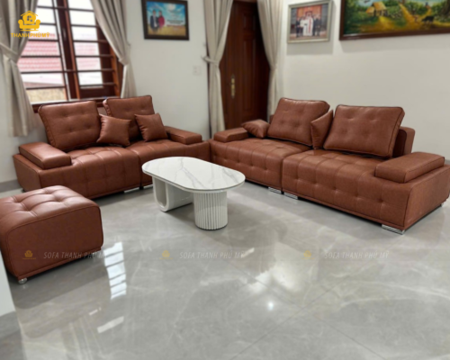 <em>Sofa Văng Ghép Góc: Giải Pháp Cho Phòng Khách Trên 20m2 - Bộ sofa được gia công hoàn chỉnh dựa trên sự kết hợp giữa mong muốn của khách hàng và giải pháp tư vấn từ chuyên viên Nội thất Thạnh Phú Mỹ.</em>