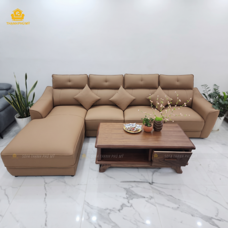 Góc trực diện bộ sofa góc da Microfiber 3m2 x 1m8 và bàn trà gỗ Óc Chó gia công tại Thạnh Phú Mỹ, Buôn Ma Thuột.