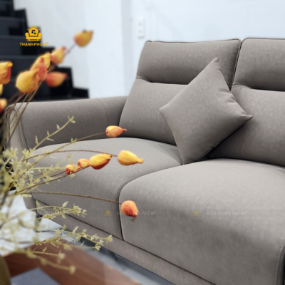 cận cảnh tựa lưng chia đôi và đệm da microfiber