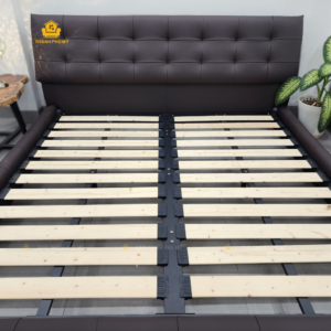 Khung sắt và hệ thanh ván ép của giường bọc Microfiber dành cho đệm 2m x 2m2.