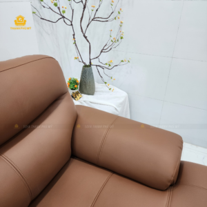 Chi tiết tay bo cong có đệm kê của sofa tựa phao TPM 088.
