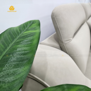 Cận cảnh tựa lưng và tay ghế sofa bọc Microfiber màu be sáng